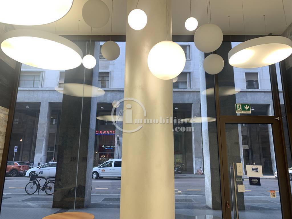 negozio in affitto a Milano