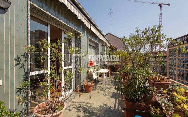 appartamento in affitto a Milano in zona Centro Direzionale