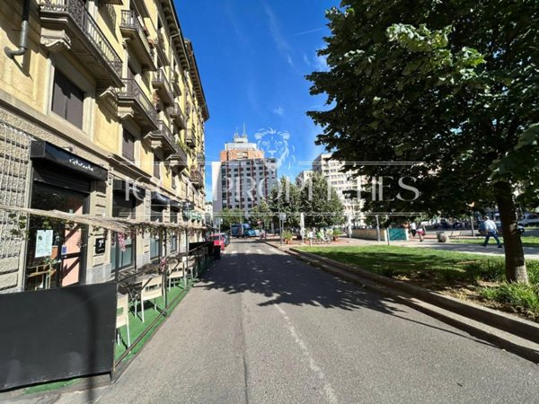 negozio in affitto a Milano in zona Porta Nuova