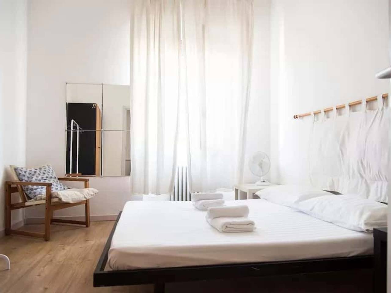 negozio in affitto a Milano in zona Famagosta