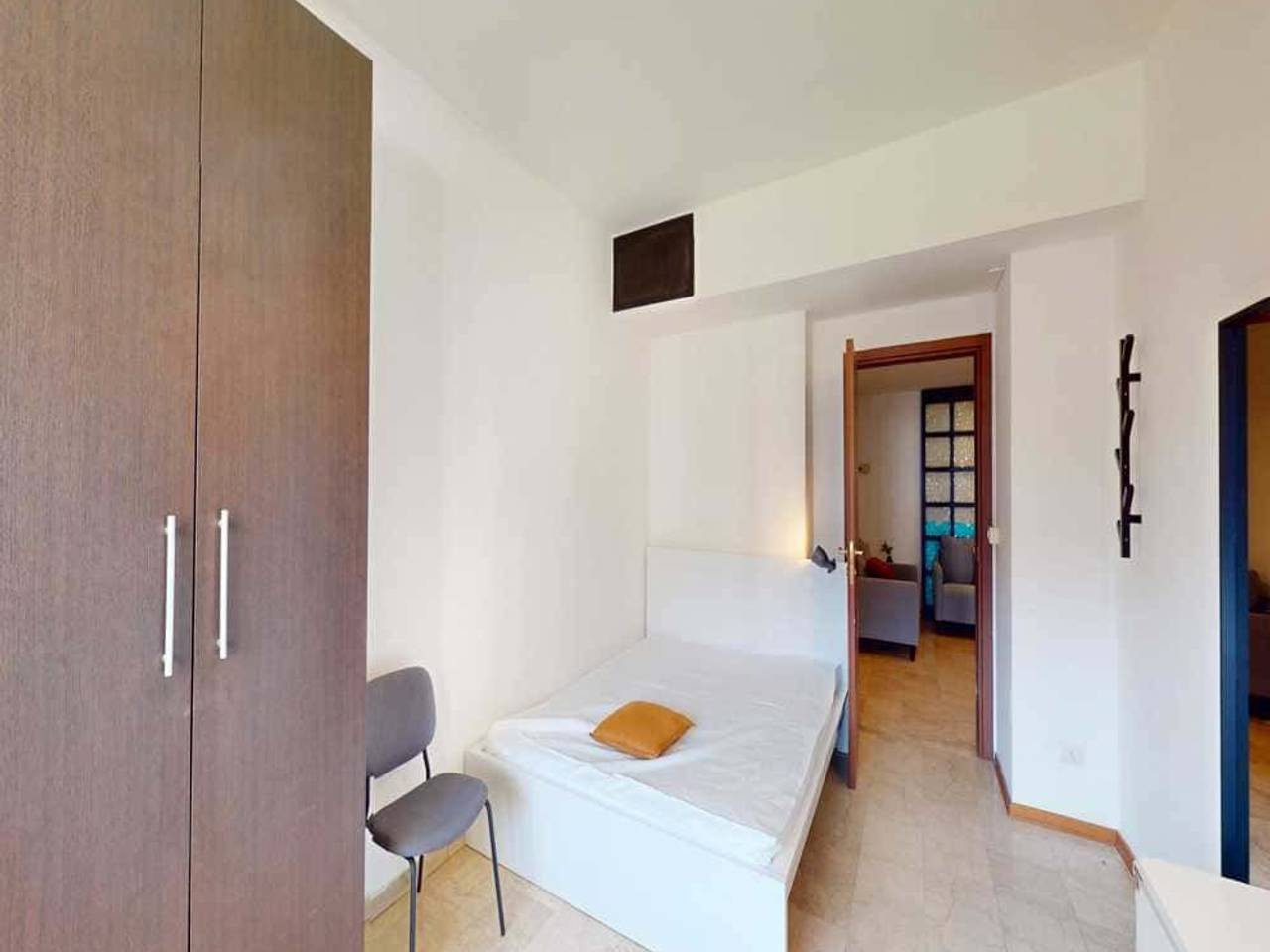 negozio in affitto a Milano in zona Isola
