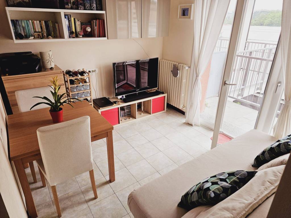 appartamento in affitto a Milano in zona Vigentino