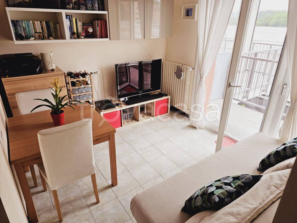 appartamento in affitto a Milano in zona Vigentino