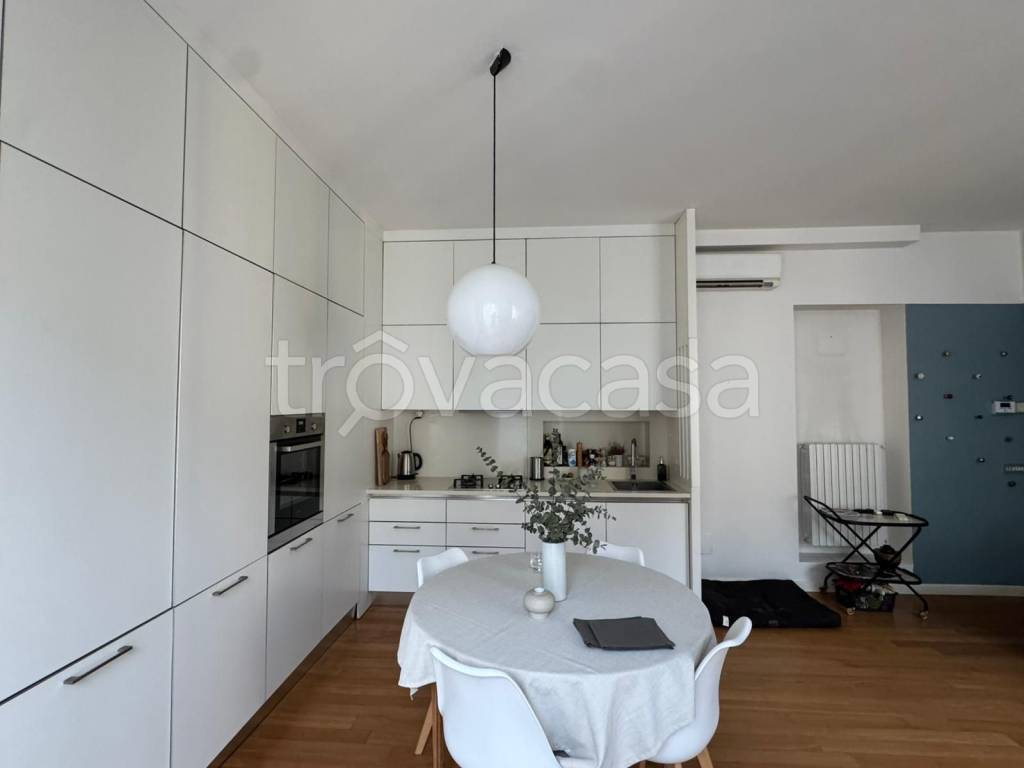 appartamento in affitto a Milano in zona Porta Romana