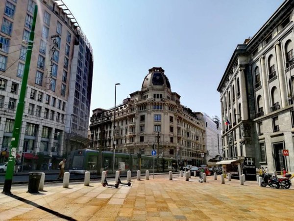negozio in affitto a Milano