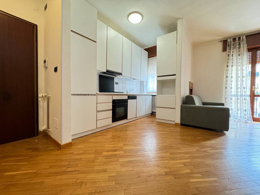 appartamento in affitto a Milano in zona Baggio