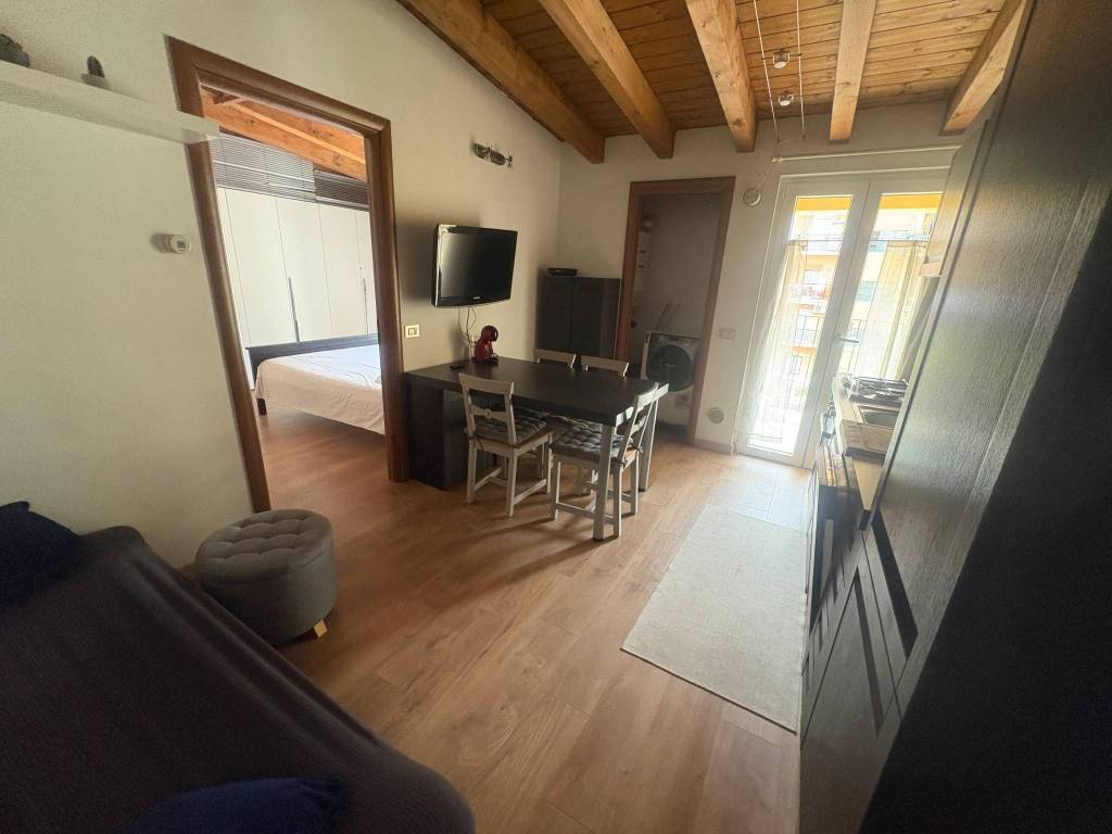 appartamento in affitto a Milano in zona Piazzale Lodi
