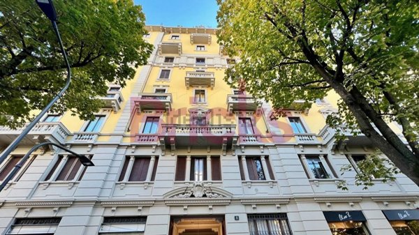 negozio in affitto a Milano in zona Porta Romana
