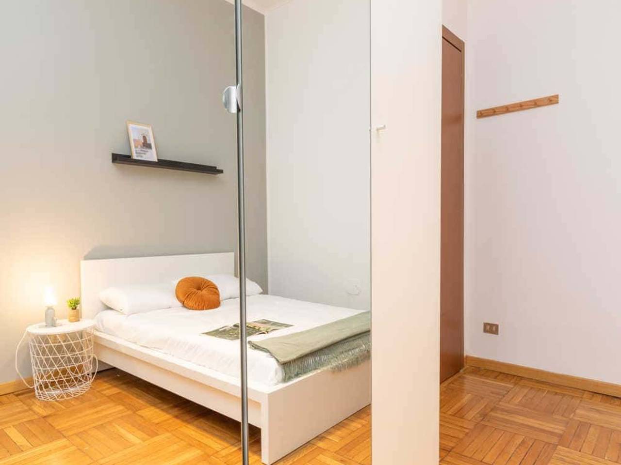 negozio in affitto a Milano