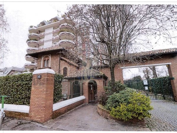 appartamento in affitto a Milano in zona QT8