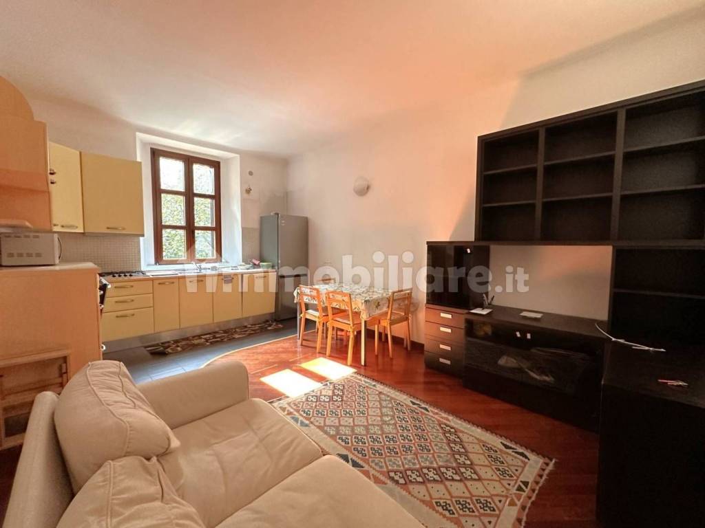 appartamento in affitto a Milano in zona Sant'Ambrogio