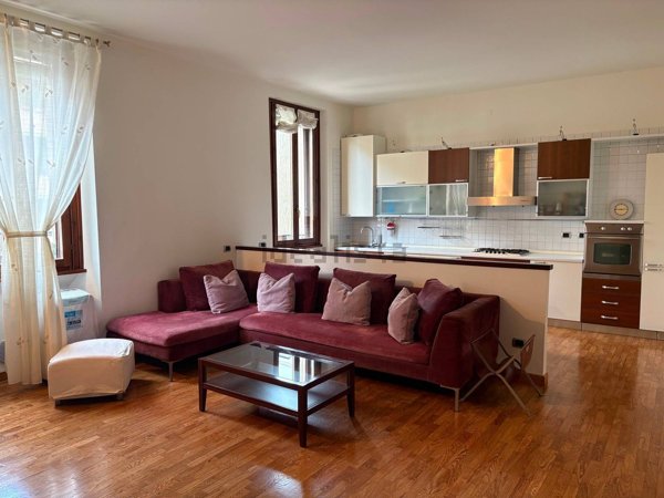 appartamento in affitto a Milano in zona Isola