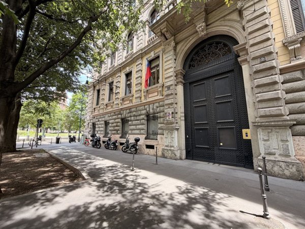 appartamento in affitto a Milano in zona Cadorna