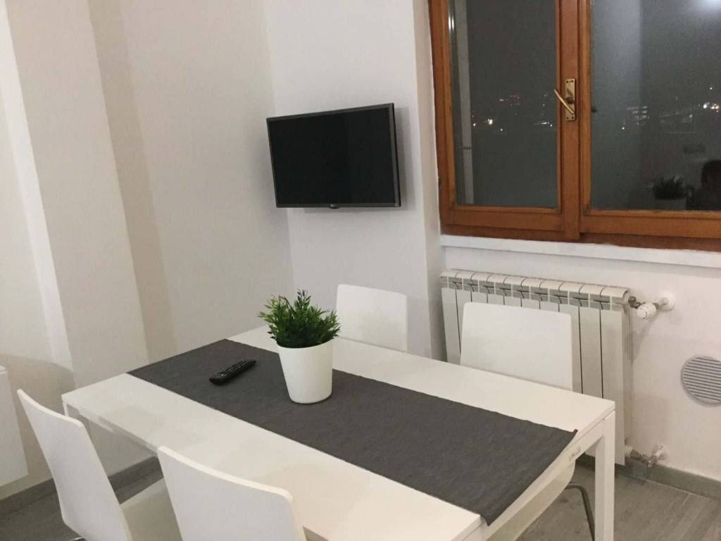 appartamento in affitto a Milano in zona Adriano