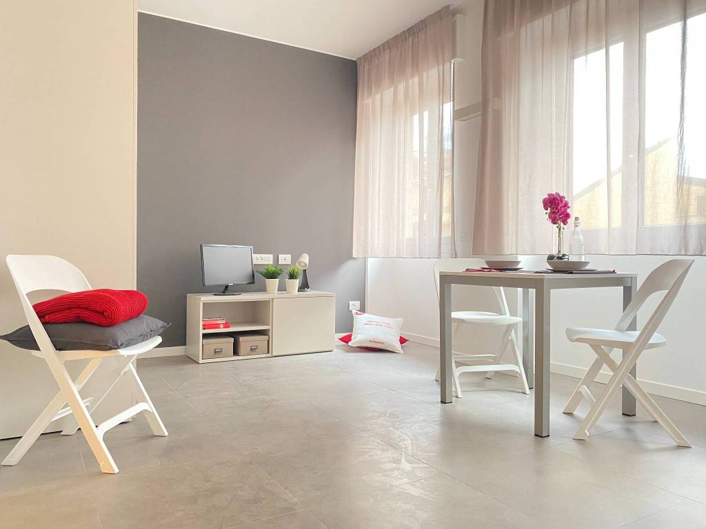 intera palazzina in affitto a Milano in zona Sempione