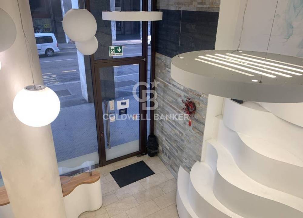 negozio in affitto a Milano