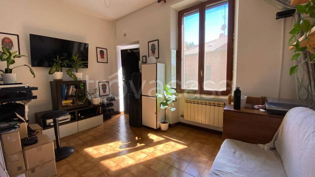appartamento in affitto a Milano in zona Rottole