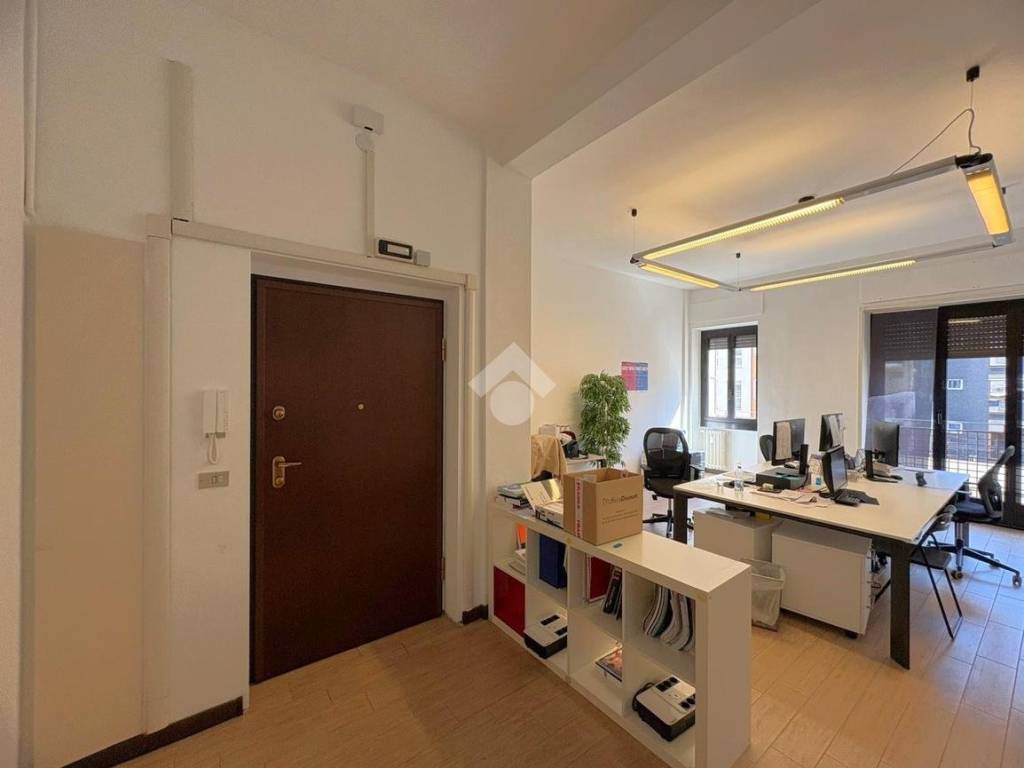 ufficio in affitto a Milano in zona Solari