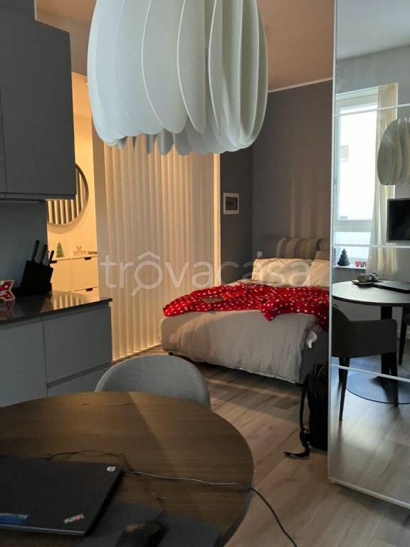 appartamento in affitto a Milano in zona Isola