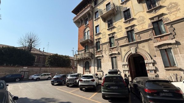 ufficio in affitto a Milano in zona Guastalla