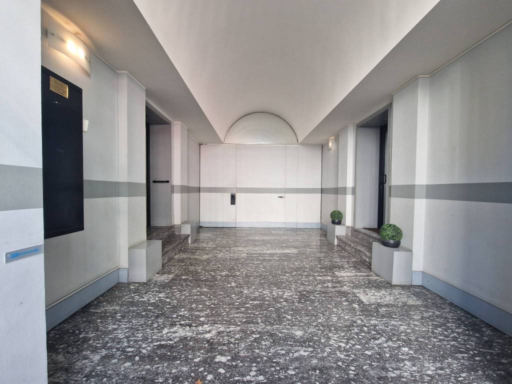 appartamento in affitto a Milano in zona Solari