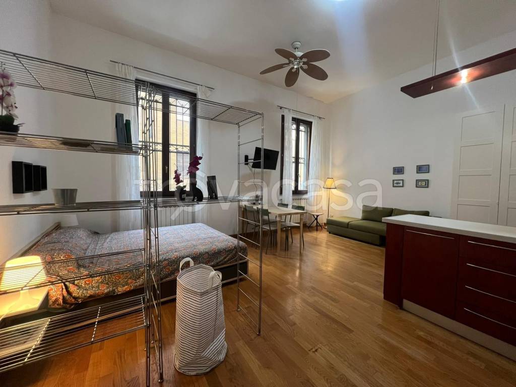 appartamento in affitto a Milano in zona Corvetto