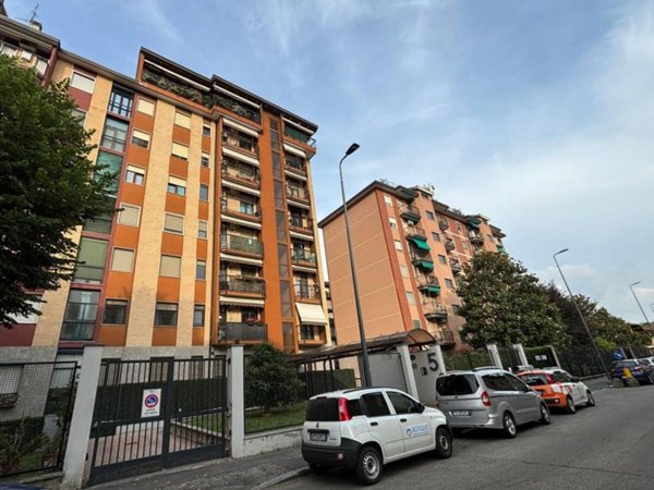 appartamento in affitto a Milano in zona Barona