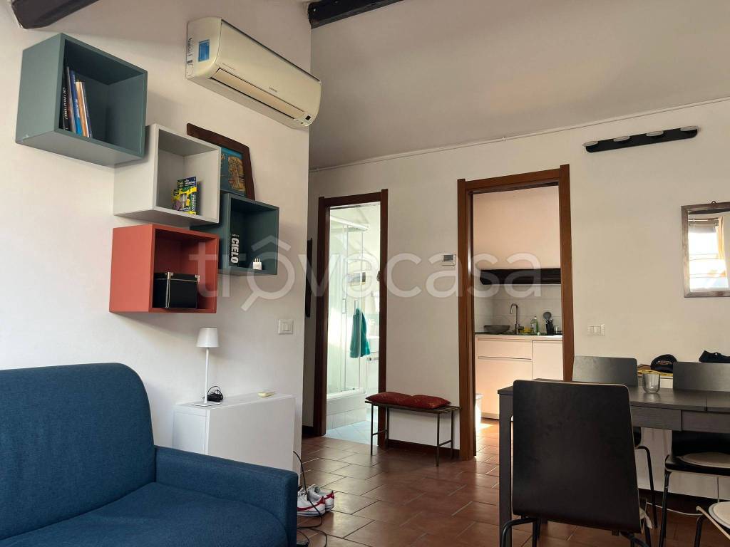 appartamento in affitto a Milano in zona Piazzale Lodi