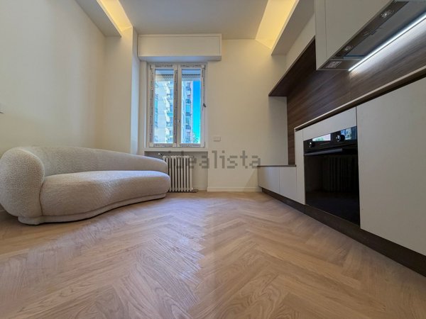 appartamento in affitto a Milano in zona Lorenteggio