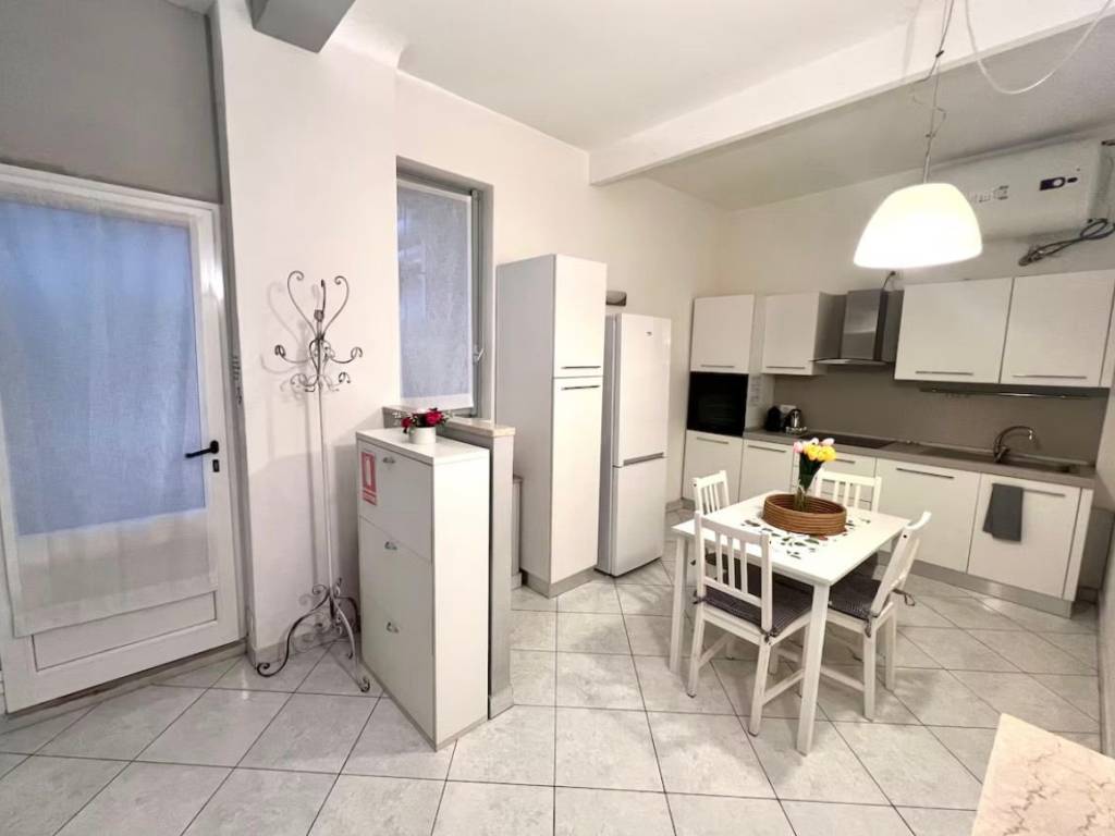 appartamento in affitto a Milano in zona Centro Direzionale