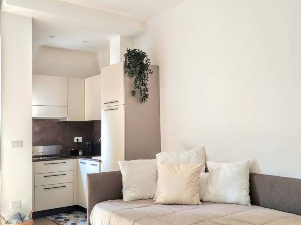 appartamento in affitto a Milano in zona Famagosta