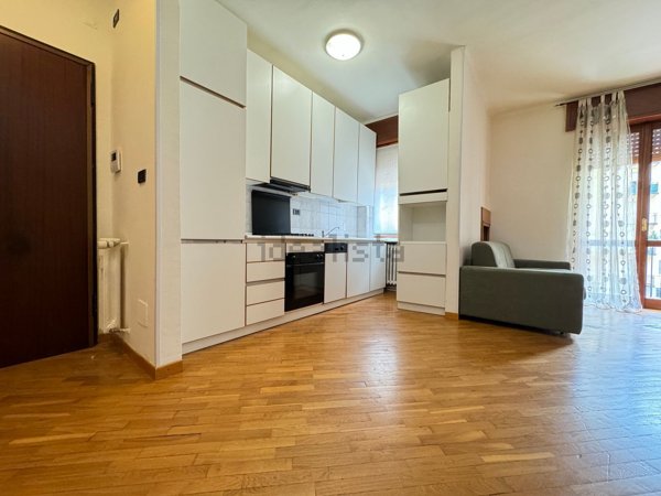 appartamento in affitto a Milano in zona Baggio