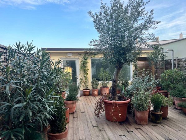 appartamento in affitto a Milano in zona Centro Direzionale