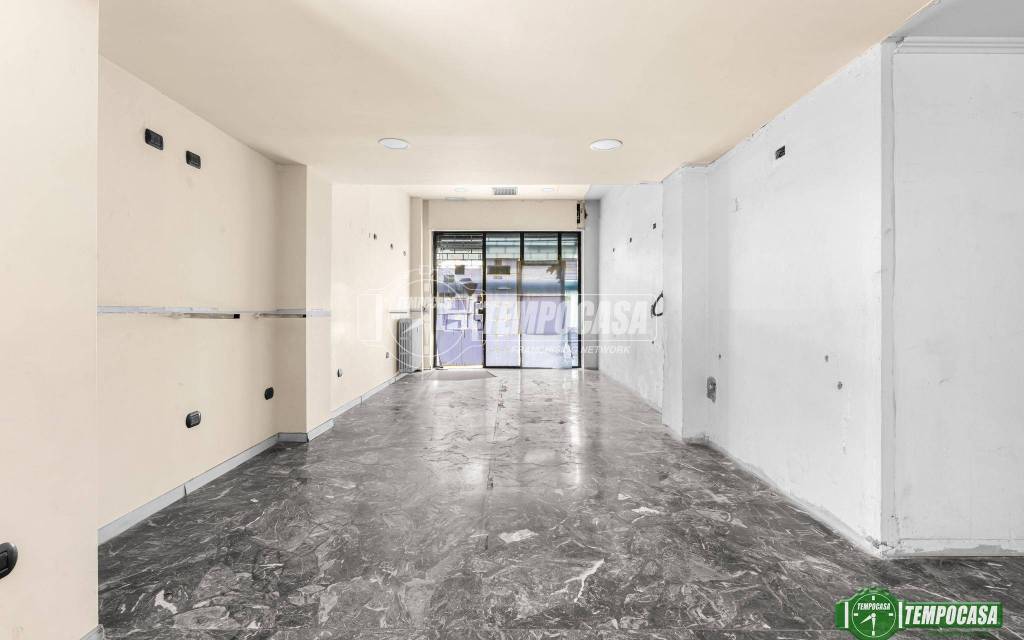 negozio in affitto a Milano in zona Porta Nuova