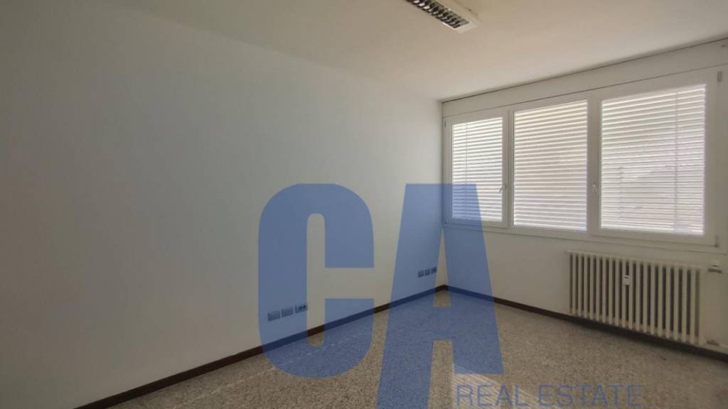 ufficio in affitto a Milano in zona Dergano