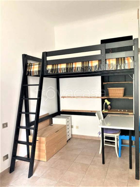 appartamento in affitto a Milano in zona Isola