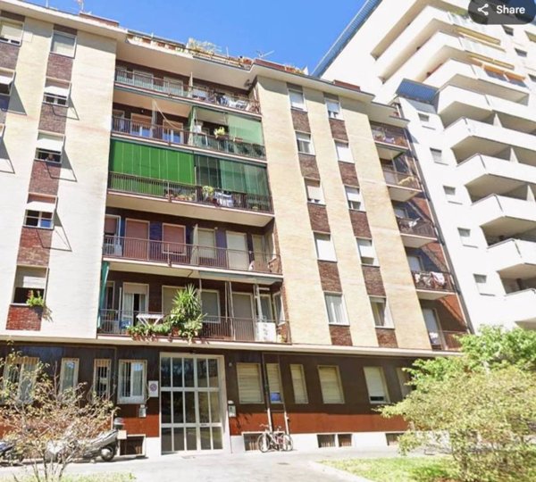 locale di sgombero in vendita a Milano in zona Bruzzano