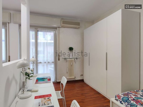 appartamento in affitto a Milano in zona Lorenteggio