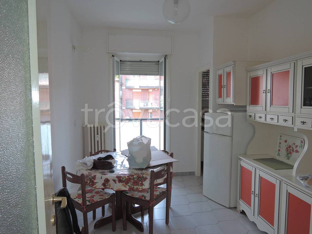 appartamento in affitto a Milano in zona Lorenteggio