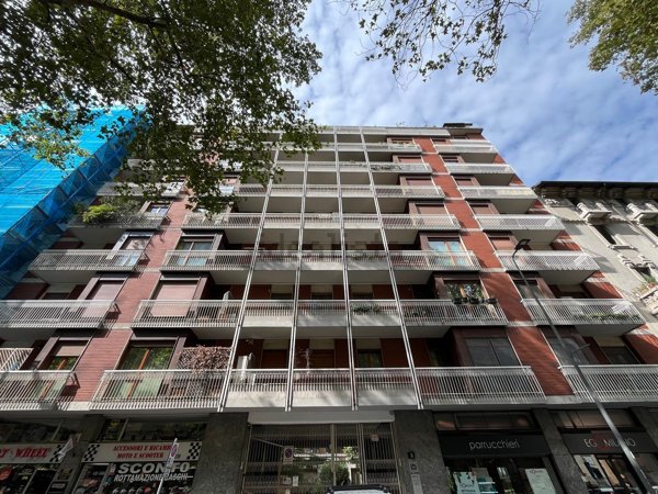 appartamento in affitto a Milano in zona XXII Marzo