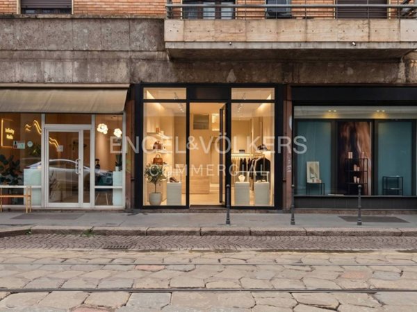 negozio in affitto a Milano