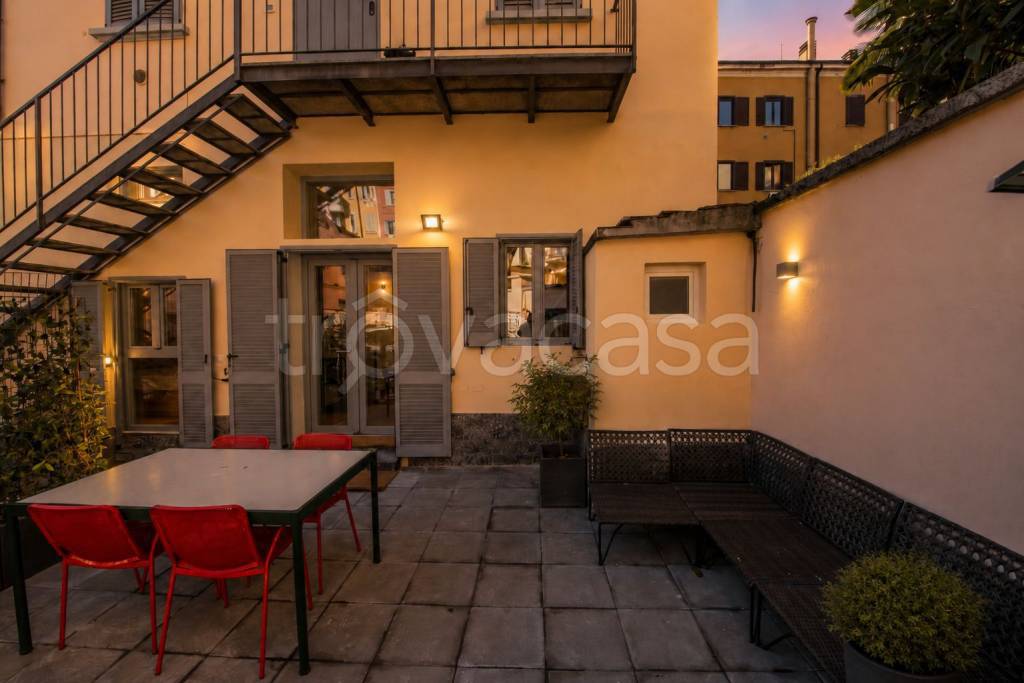 appartamento in affitto a Milano in zona Piazzale Lodi