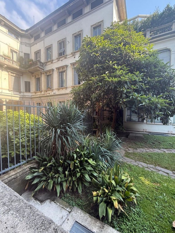 appartamento in affitto a Milano in zona Bocconi