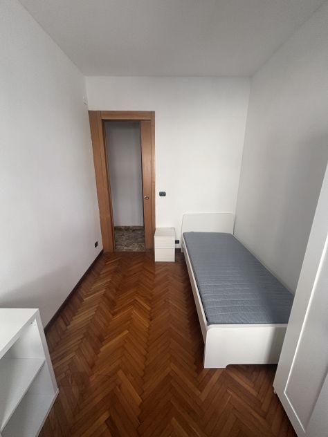 camera singola in affitto a Milano in zona Greco