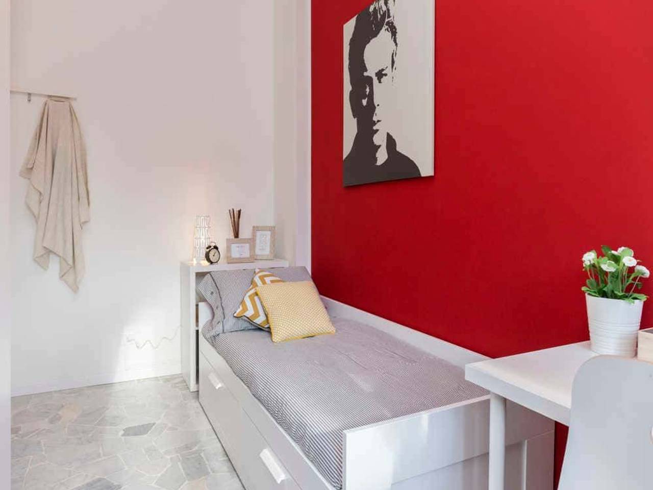 negozio in affitto a Milano in zona Lorenteggio