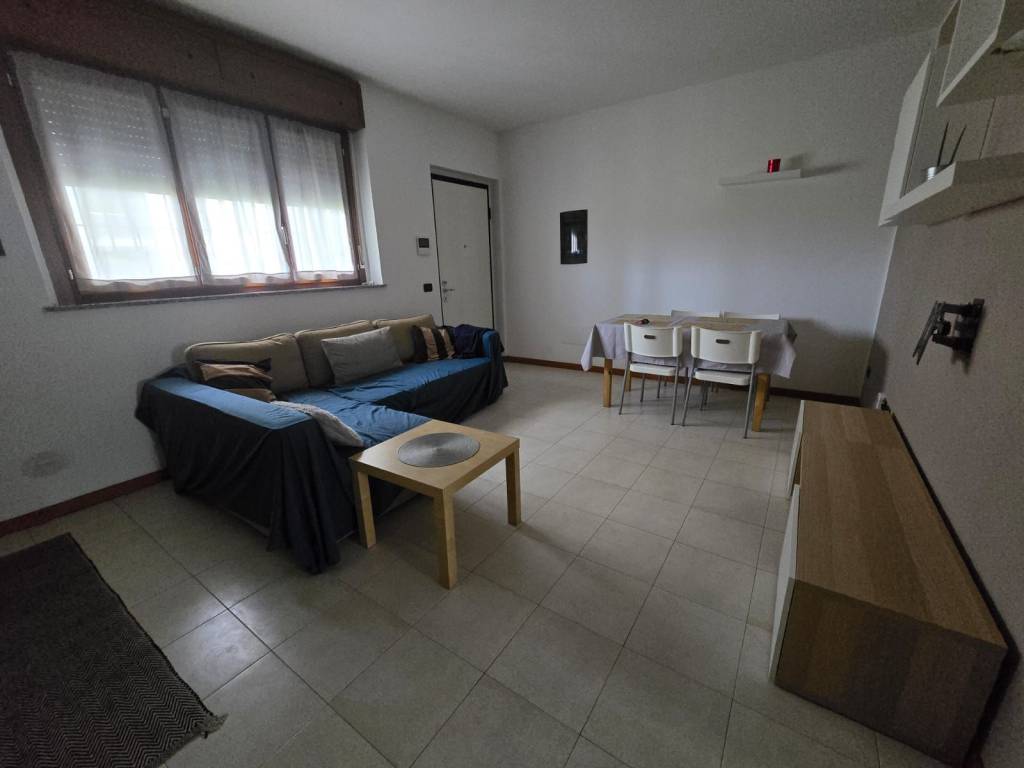 appartamento in affitto a Milano in zona Famagosta