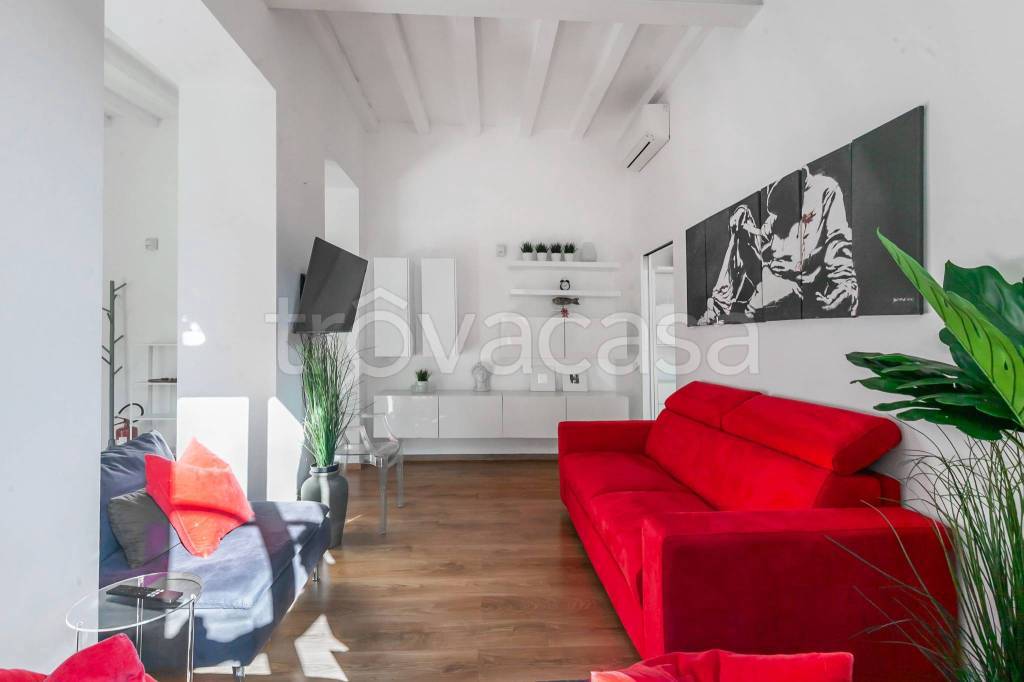 appartamento in affitto a Milano in zona Isola
