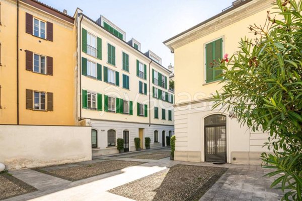 appartamento in affitto a Milano in zona Porta Genova