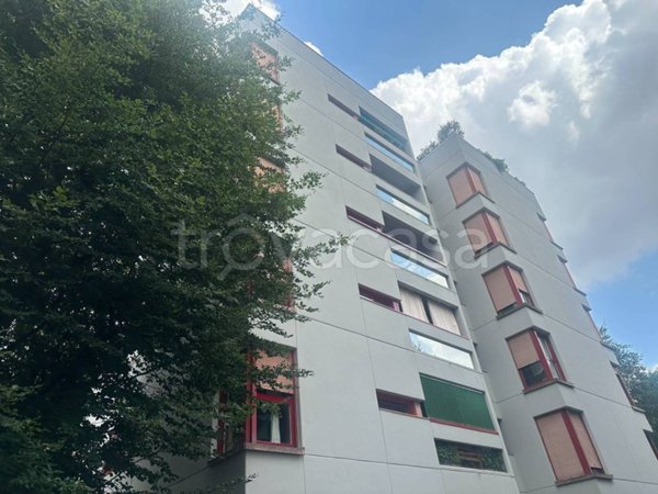 appartamento in affitto a Milano in zona Ponte Seveso