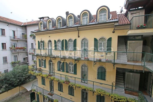 appartamento in affitto a Milano in zona De Angeli